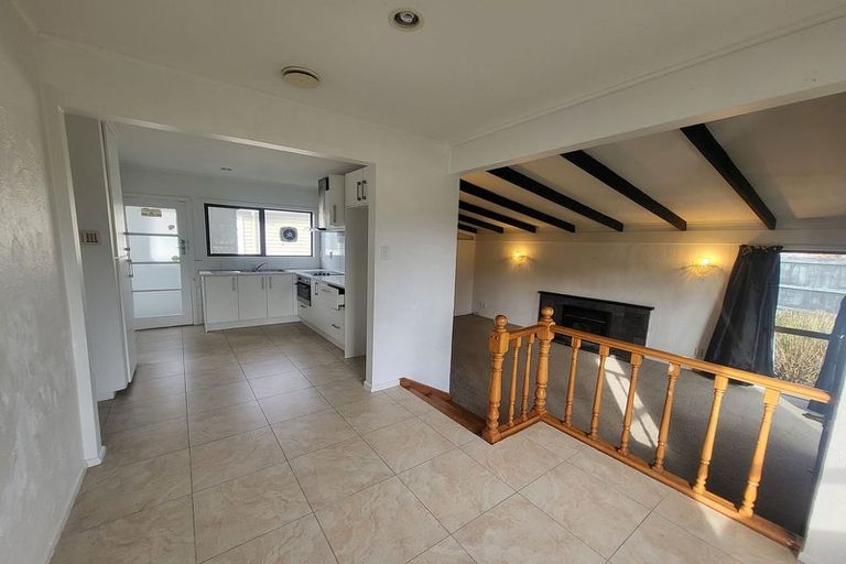 Photo of property in 18 Mclean Avenue, Papatoetoe, Auckland, 2025