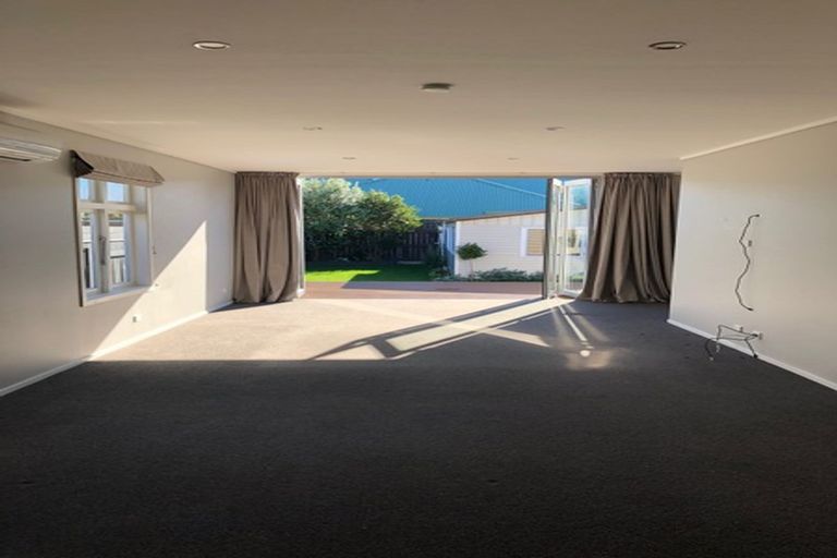 Photo of property in 21 Pilmuir Street, Hutt Central, Lower Hutt, 5010