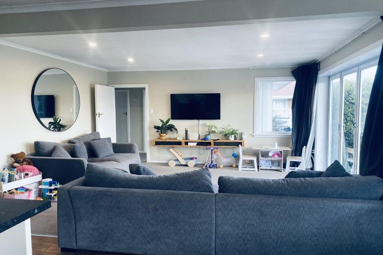 Photo of property in 36 Wingate Street, Redwood, Christchurch, 8051