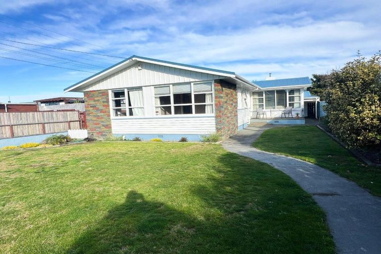 Photo of property in 81 Gonville Avenue, Gonville, Whanganui, 4501