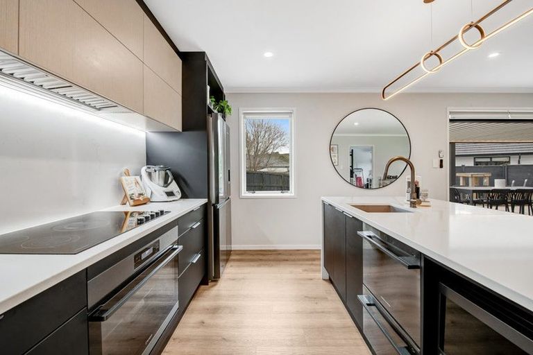 Photo of property in 9 Riverboat Lane, Helensville, 0800