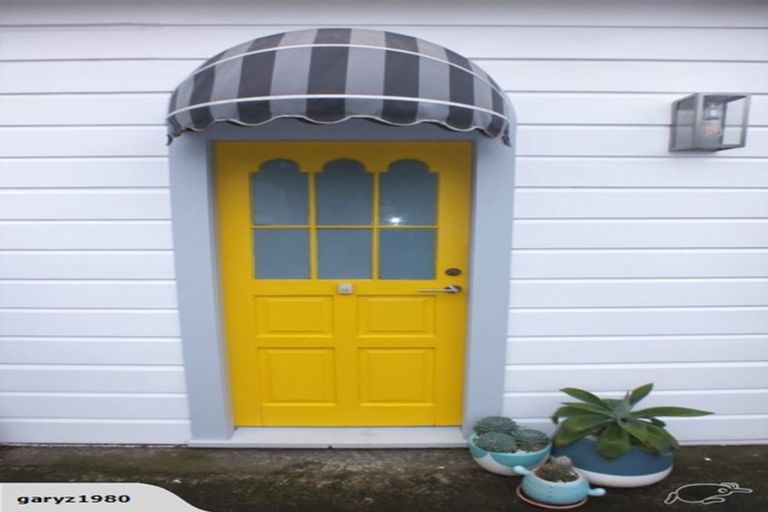 Photo of property in 22 Enfield Road, Hospital Hill, Napier, 4110