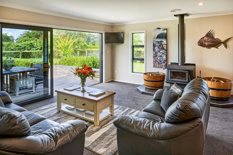 Photo of property in 162 Kuratawhiti Street, Woodside, Greytown, 5794