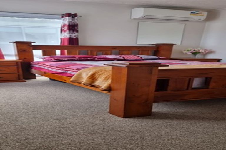 Photo of property in 1/8 Armada Drive, Ranui, Auckland, 0612