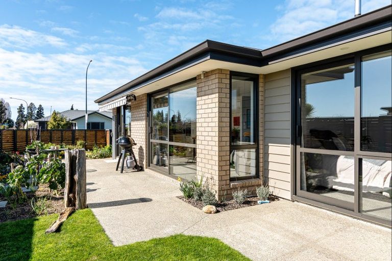 Photo of property in 2 Rore Street, Motueka, 7120