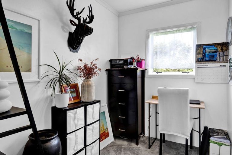 Photo of property in 282 Warea Road, Warea, New Plymouth, 4381