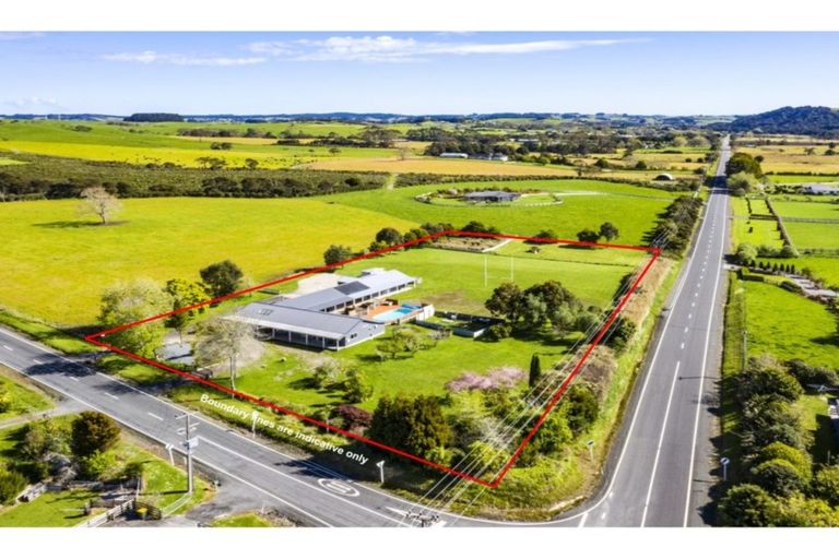 Photo of property in 515 Whitehills Road, Waitoki, Silverdale, 0994