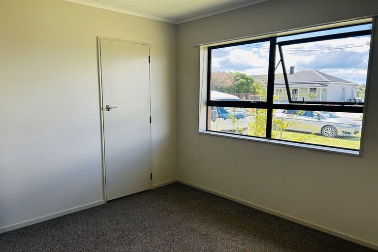 Photo of property in 20 Doctors Hill Road, Maungaturoto, 0520