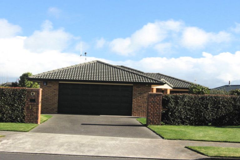Photo of property in 15 Drumfearn Place, Rototuna, Hamilton, 3210