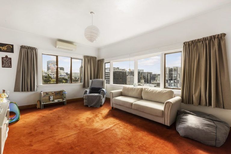 Photo of property in 325a The Terrace, Te Aro, Wellington, 6011