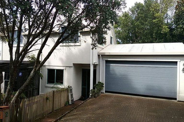 Photo of property in 2/485 Don Buck Road, Massey, Auckland, 0614