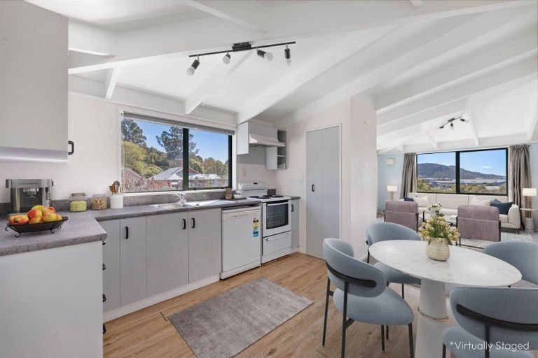 Photo of property in 73b Grosvenor Street, Kensington, Dunedin, 9011