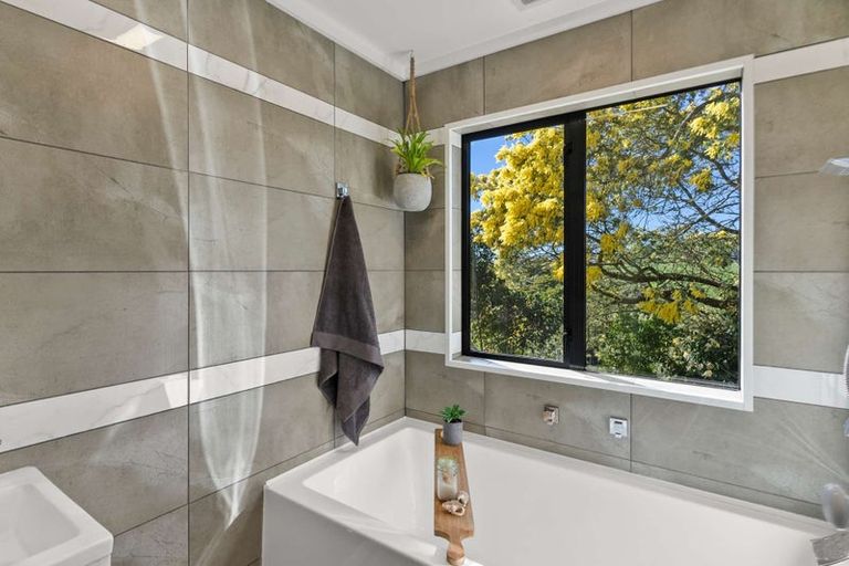 Photo of property in 123a Ravensdale Rise, Westmorland, Christchurch, 8025