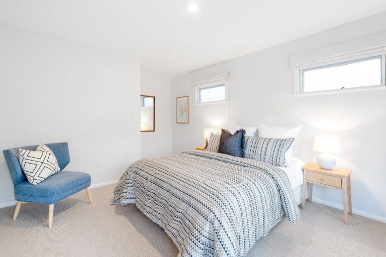 Photo of property in 18 Tizard Road, Birkenhead, Auckland, 0626