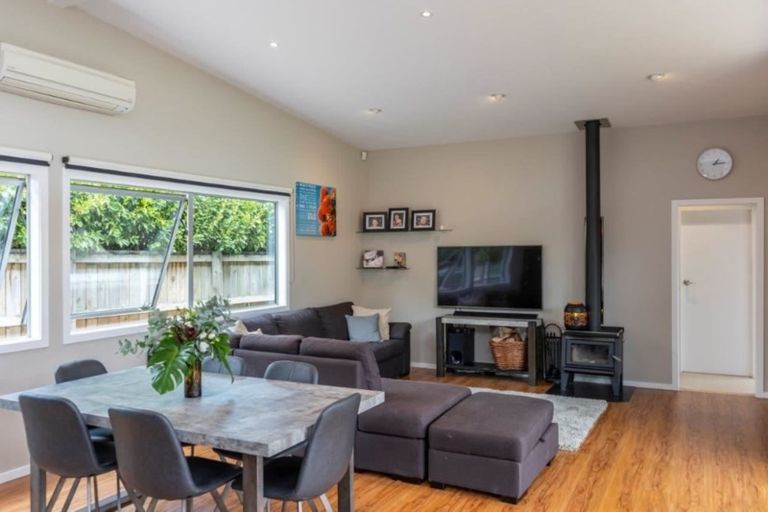 Photo of property in 15 Esther Street, Martinborough, 5711