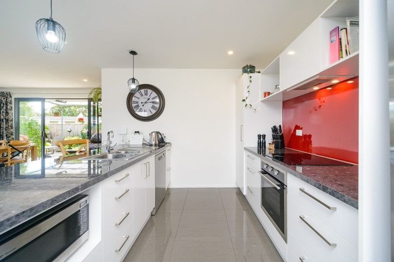 Photo of property in 43a Abraham Crescent, Milson, Palmerston North, 4414