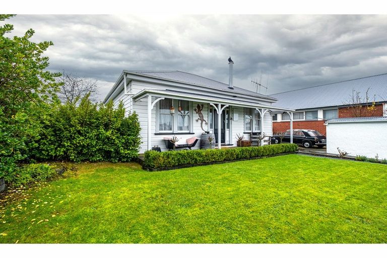 Photo of property in 215 Church Street, West End, Timaru, 7910