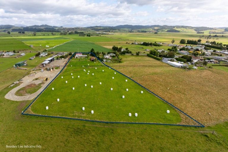 Photo of property in 23 Papatotara Road, Tuatapere, 9620