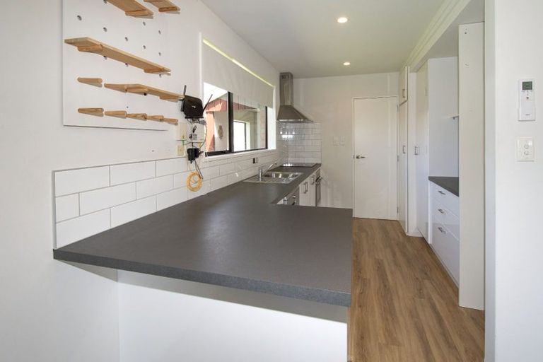 Photo of property in 9 Momorangi Crescent, Redwood, Christchurch, 8051