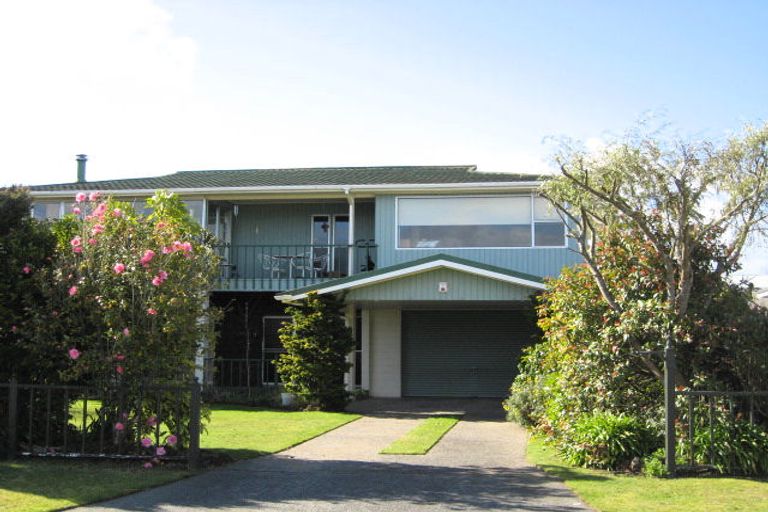 Photo of property in 15 Nisbet Terrace, Kinloch, Taupo, 3377