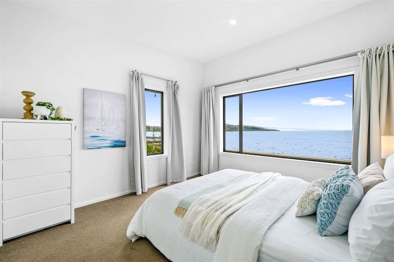 Photo of property in 73 Moana Road, Plimmerton, Porirua, 5026
