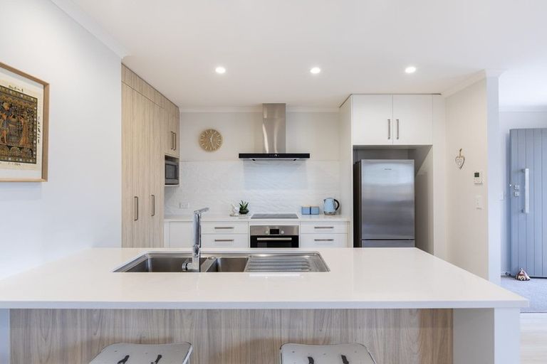 Photo of property in 15 Clifford Close, Leamington, Cambridge, 3432