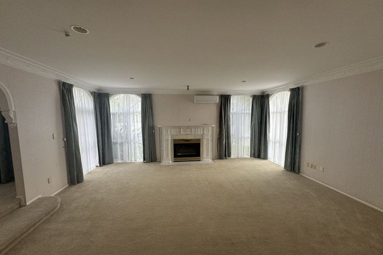 Photo of property in 22 Oliver Twist Avenue, Mellons Bay, Auckland, 2014