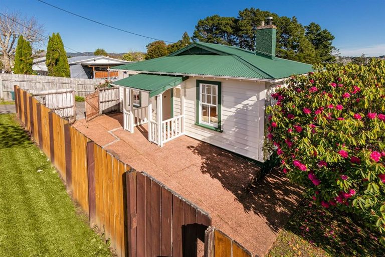 Photo of property in 1/47 Newington Road, Henderson, Auckland, 0612
