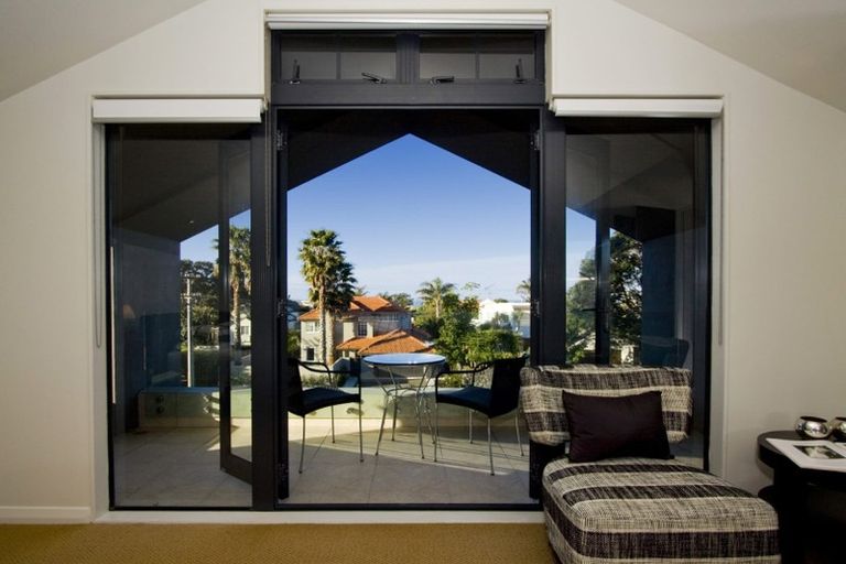 Photo of property in 11 Audrey Road, Takapuna, Auckland, 0620