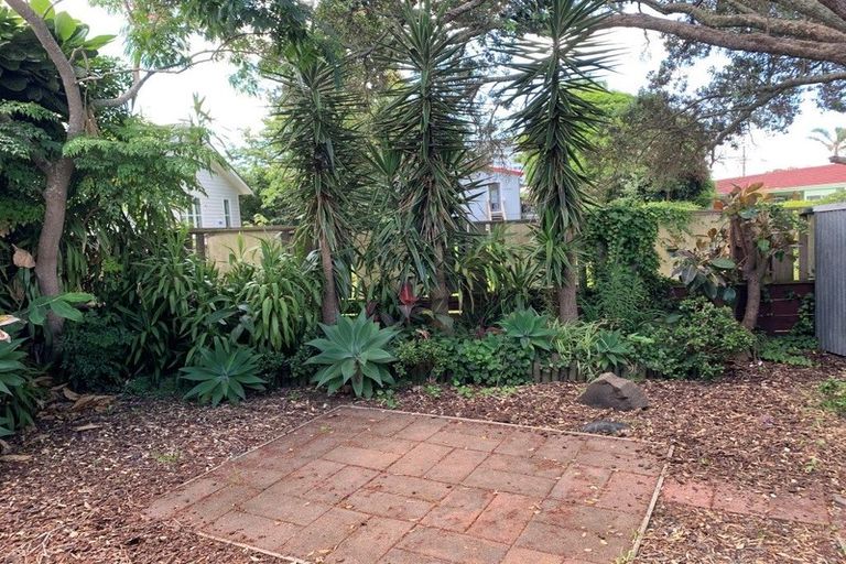 Photo of property in 23a Pine Road, Orewa, 0931