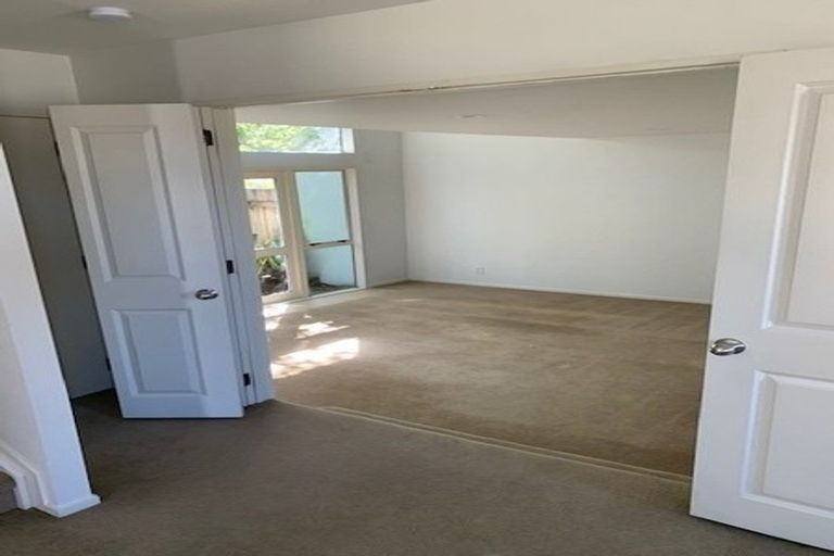 Photo of property in 2/6 Nile Road, Milford, Auckland, 0620