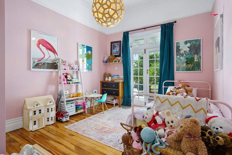 Photo of property in 6 Tiaki Way, Cambridge, 3434