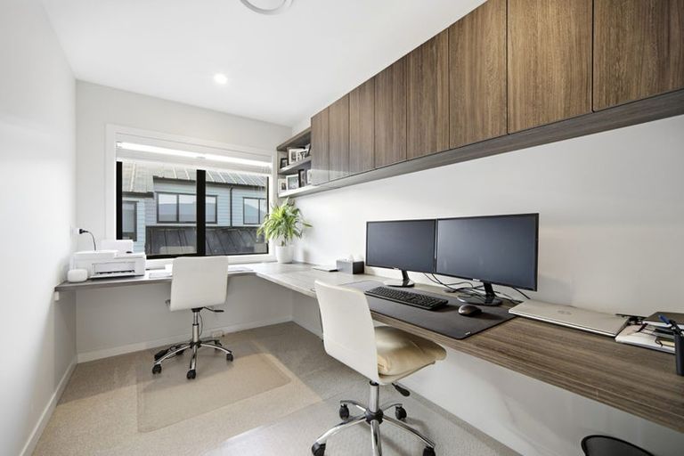 Photo of property in 19 Headsail Drive, Long Bay, Auckland, 0630