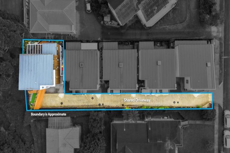 Photo of property in 9e Glenfern Road, Mellons Bay, Auckland, 2014