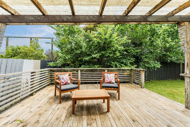 Photo of property in 27 Paremata Crescent, Paremata, Porirua, 5024