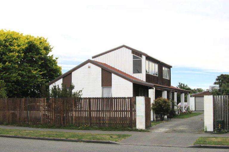 Photo of property in 29 Korora Street, Bromley, Christchurch, 8062