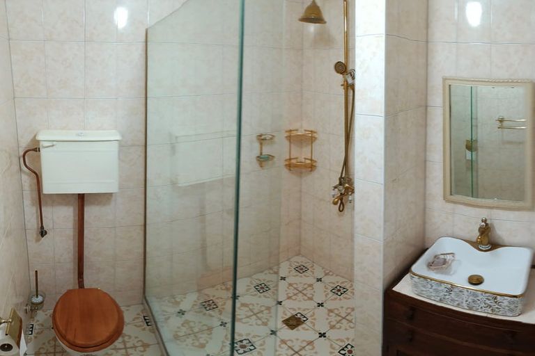 Photo of property in 106 Egmont Street, Patea, 4520