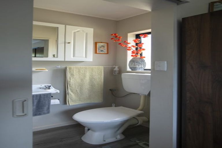 Photo of property in 57 Moana View Road, Waikawa, Picton, 7220