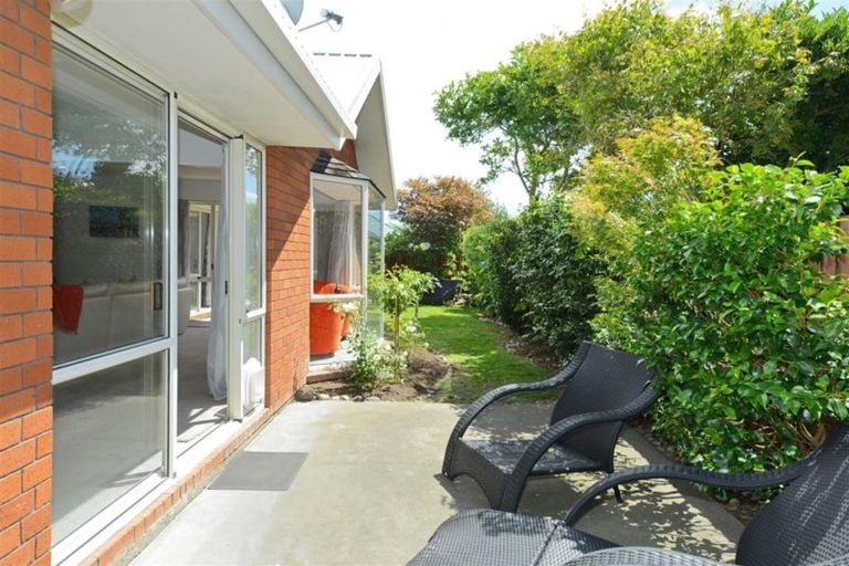 Photo of property in 30a Althorp Place, Avonhead, Christchurch, 8042