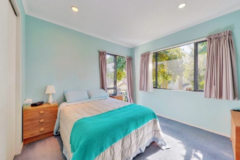 Photo of property in 35 Waipuna Grove, Welcome Bay, Tauranga, 3112