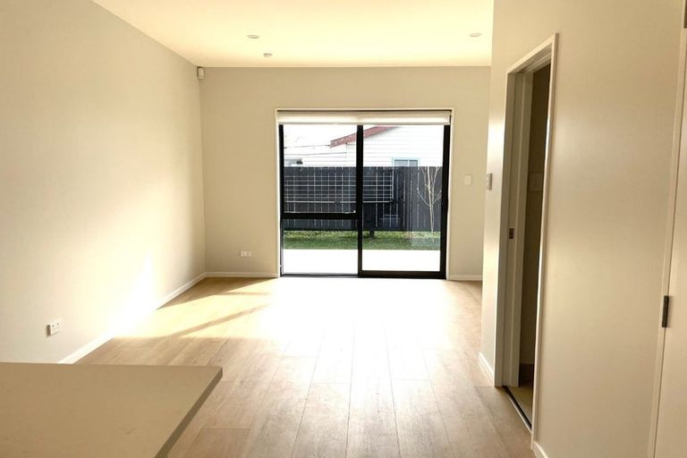 Photo of property in 7/13 Thomas Road, Mangere, Auckland, 2022