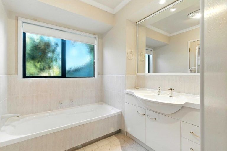 Photo of property in 2 Cayman Key, Papamoa Beach, Papamoa, 3118