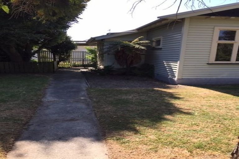 Photo of property in 126 Simeon Street, Spreydon, Christchurch, 8024