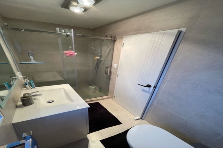 Photo of property in 5a Cosy Place, Howick, Auckland, 2014