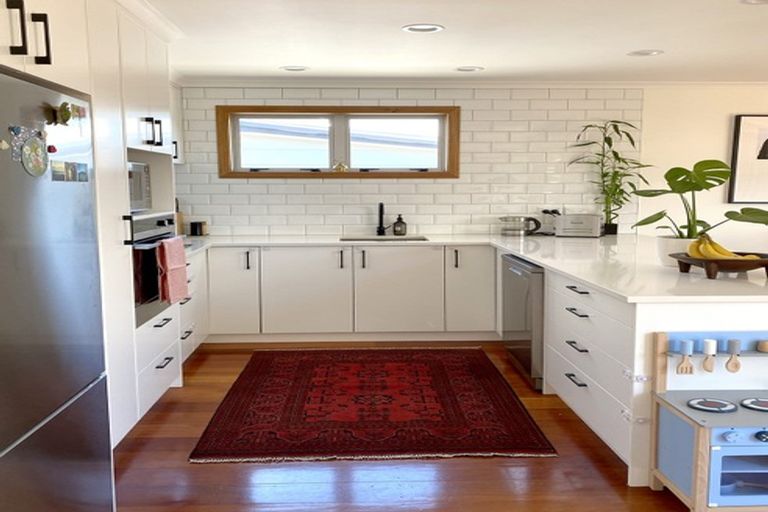 Photo of property in 15 Buick Street, Petone, Lower Hutt, 5012