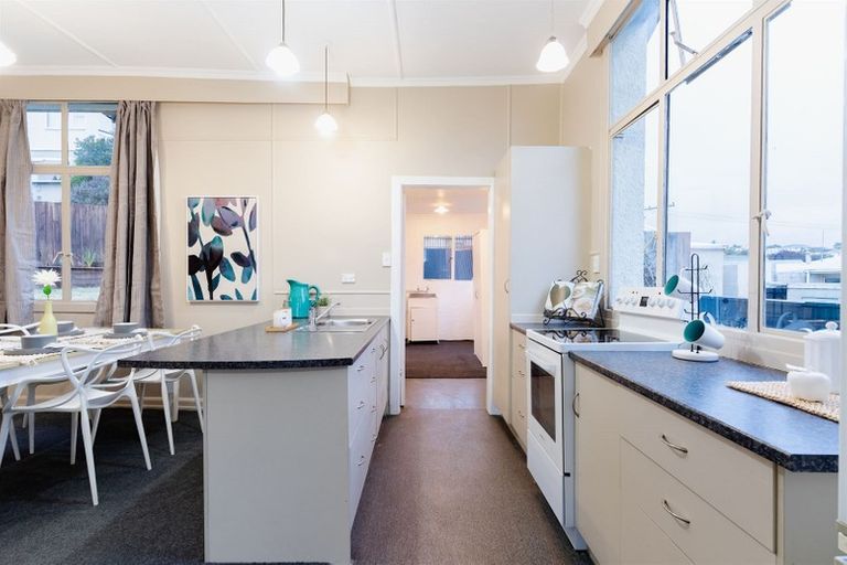 Photo of property in 5 Porteous Street, Mornington, Dunedin, 9011