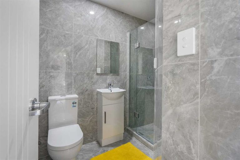 Photo of property in 8c Mahon Place, Papatoetoe, Auckland, 2025