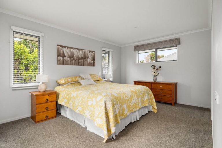 Photo of property in 43 Benmore Crescent, Pyes Pa, Tauranga, 3112