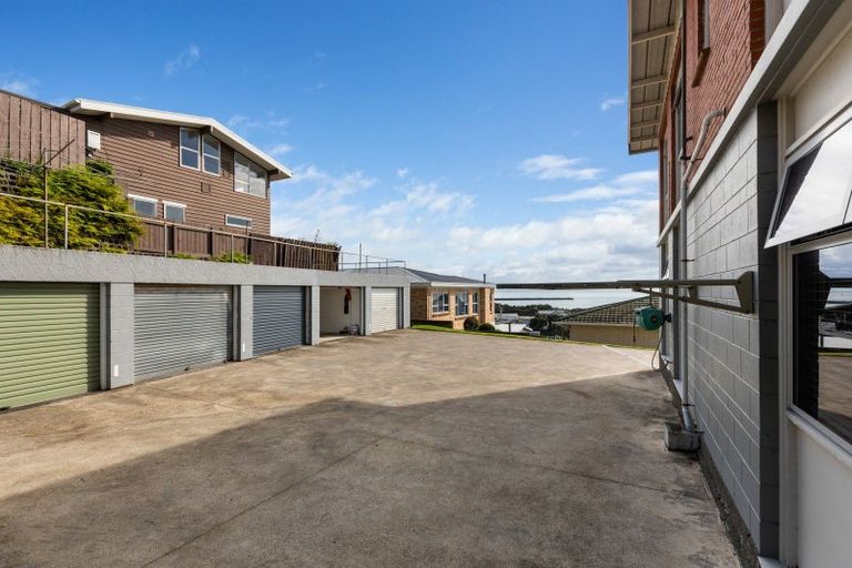 Photo of property in 14 South Road, Moturoa, New Plymouth, 4310