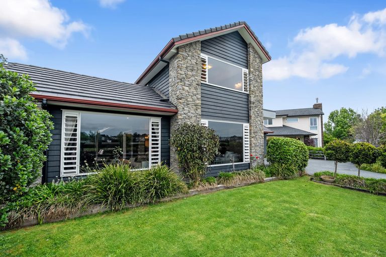 Photo of property in 10 Lake Drive, Karaka, Papakura, 2113